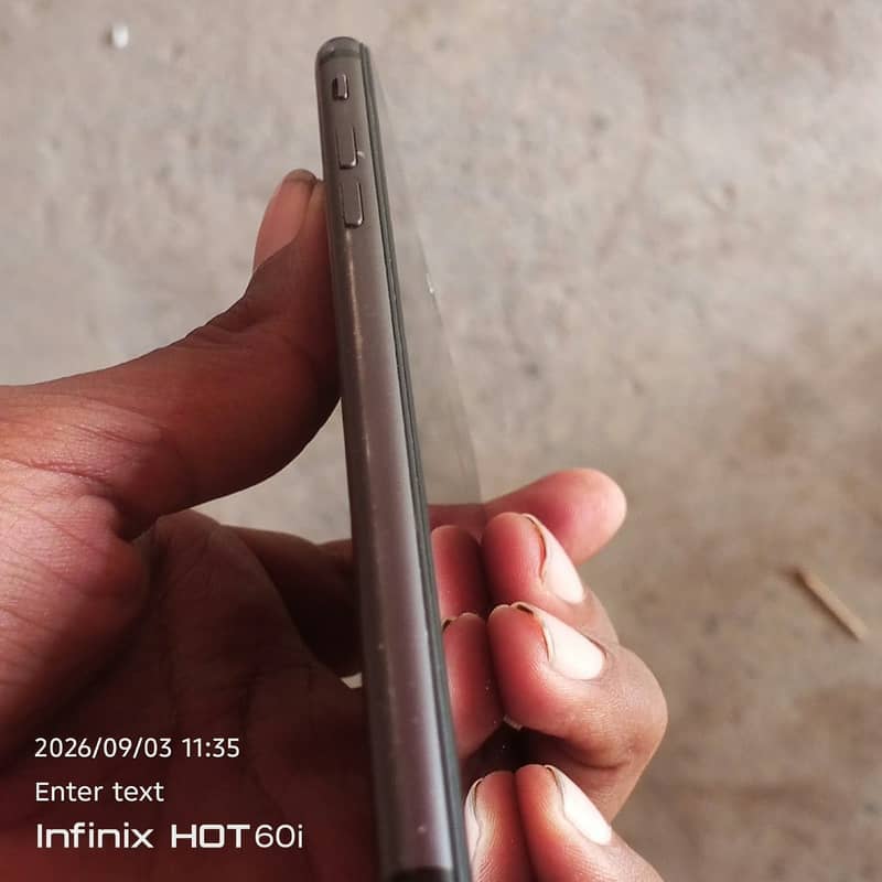 Apple iPhone 8 Plus 3
