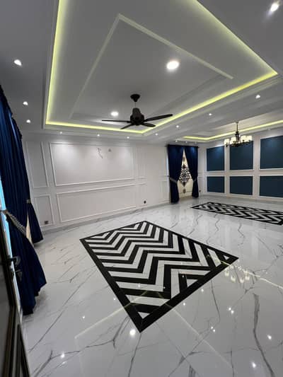 1 kanal sapret upper portion available for rent with 10 kv solar