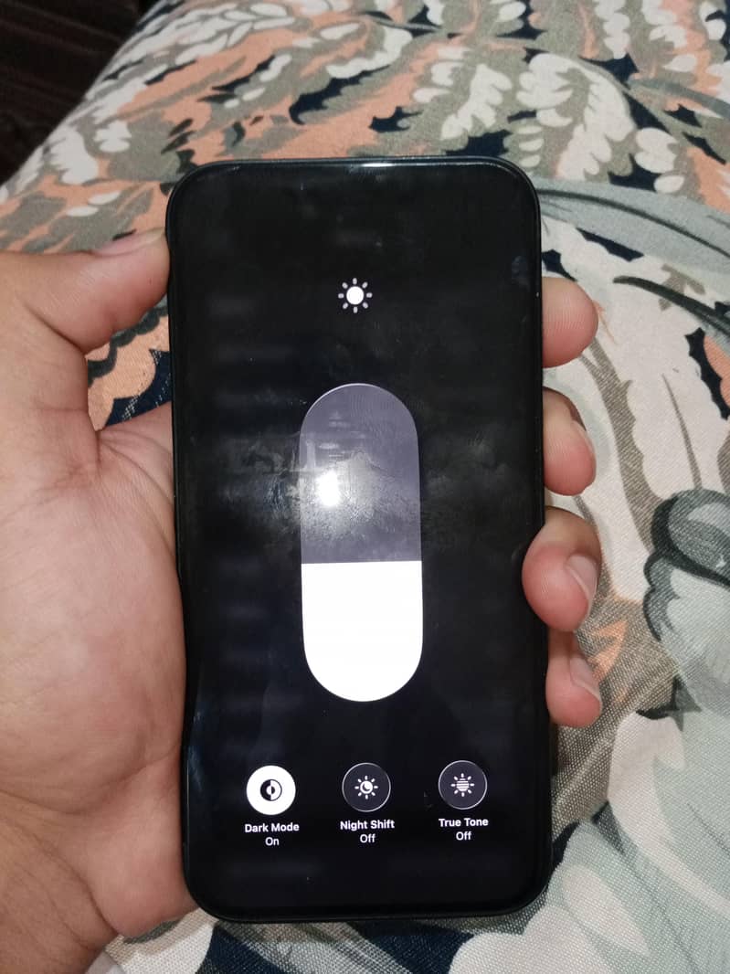 Apple iPhone 14 3