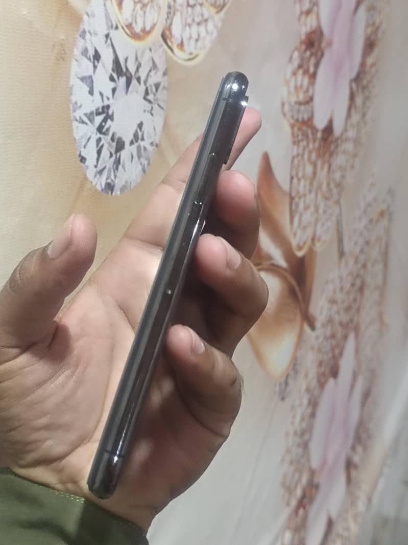 Apple iPhone XS 2