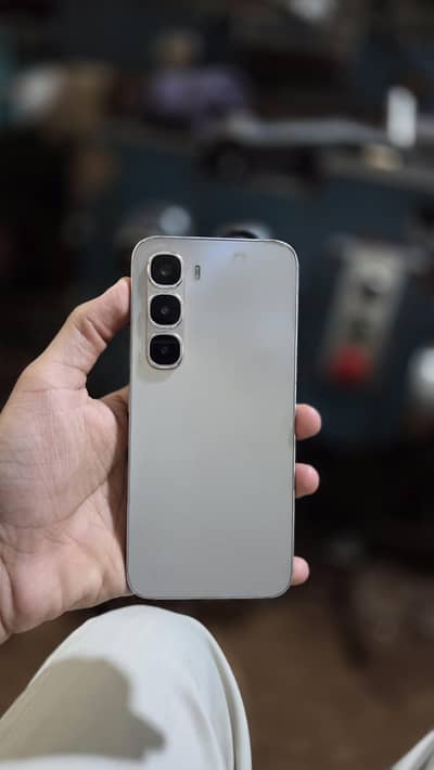 Infinix Hot 60 Pro