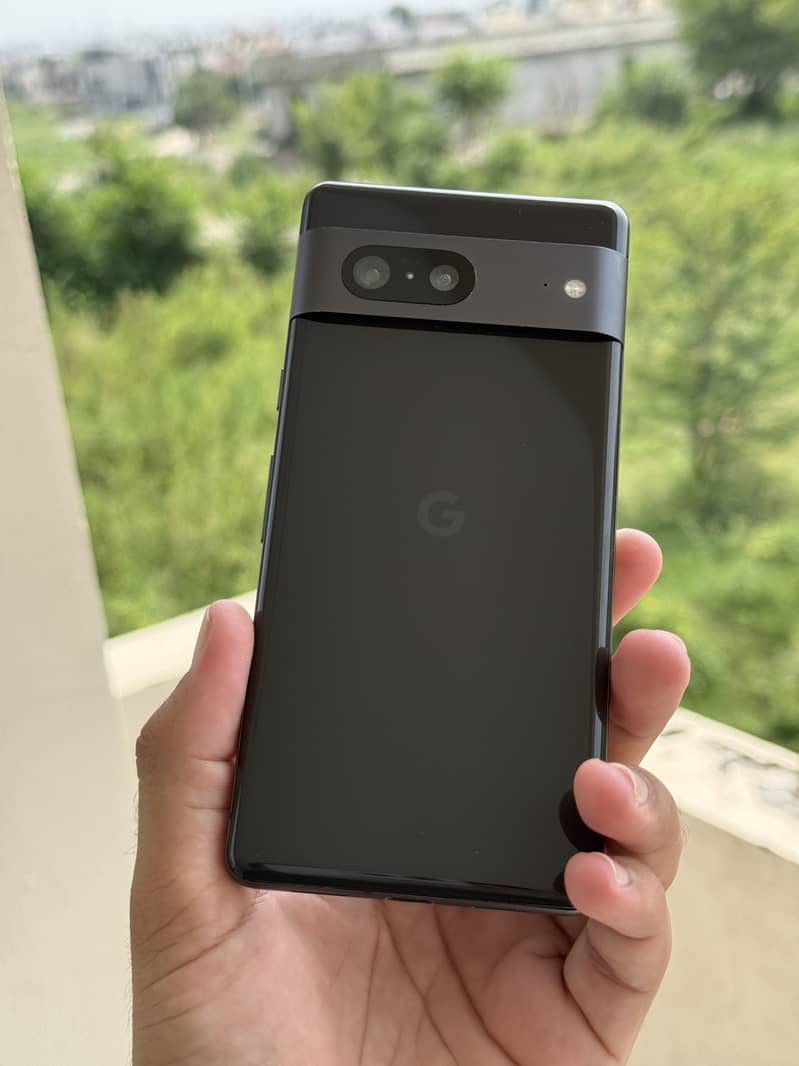 Google pixel 7  8/128 9