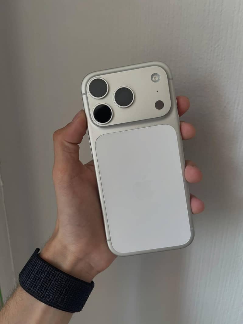 Apple iPhone 17 Pro 3