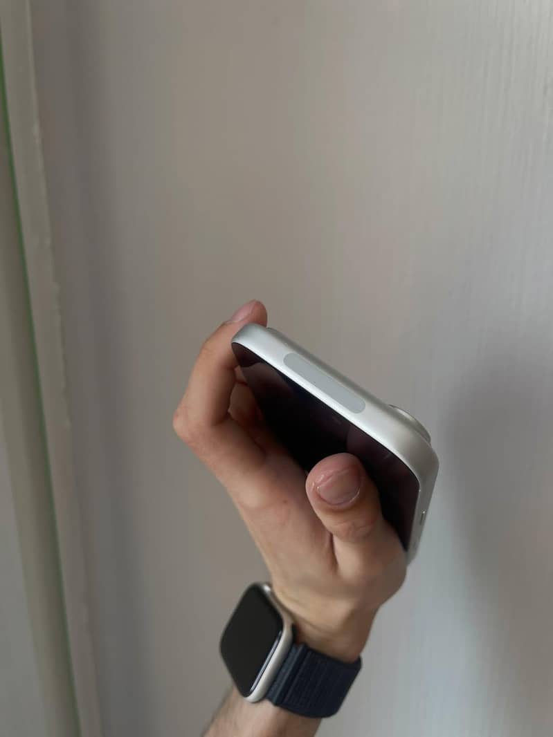 Apple iPhone 17 Pro 4