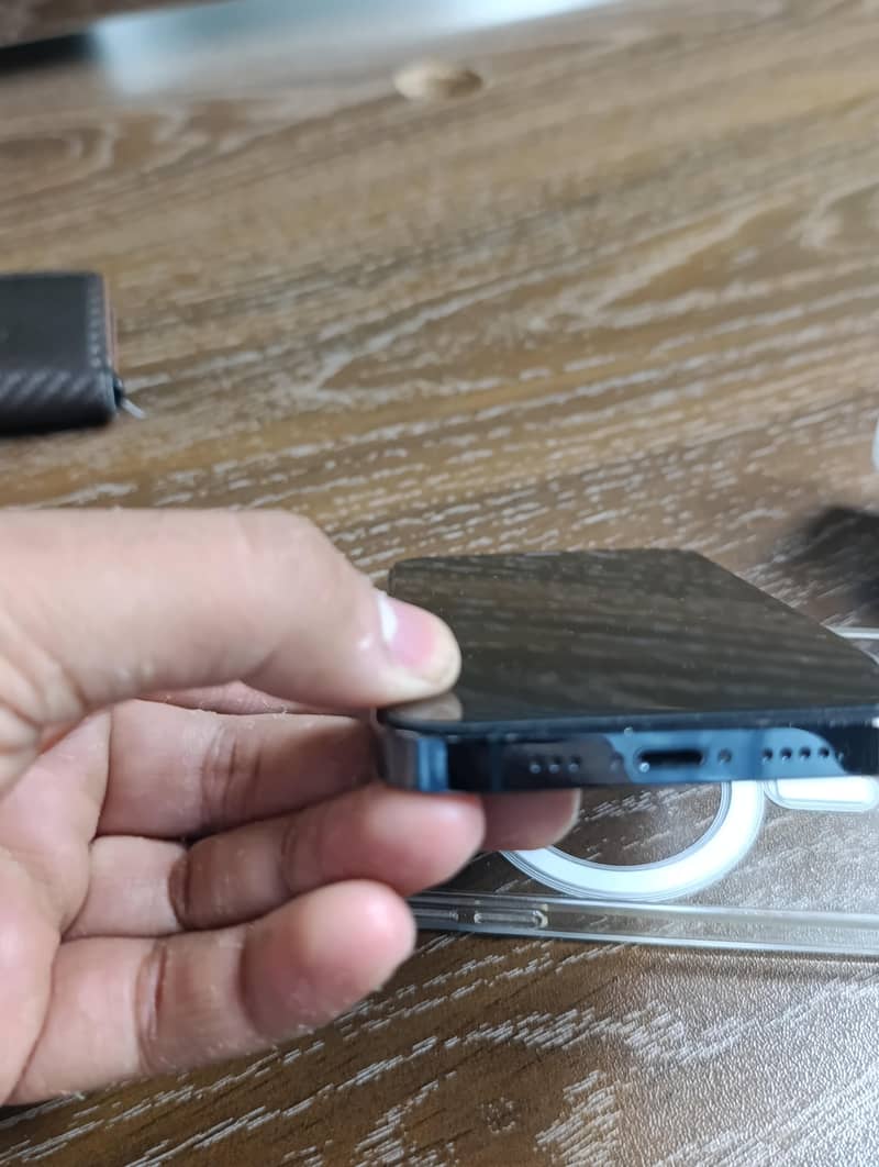 Apple iPhone 12 Pro 6