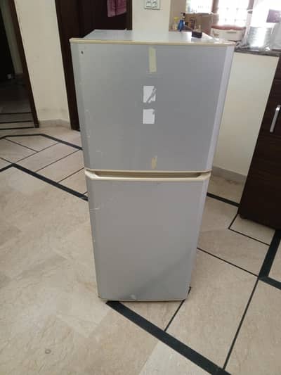 Haier Single Door Refrigerator - (HRF - 184ES) - Excellent Condition