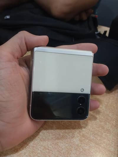 Samsung Mobile Z Flip 3 NON PTA
