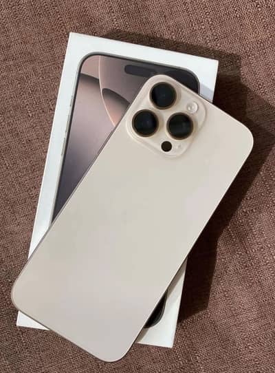 Apple iPhone 16 Pro Max