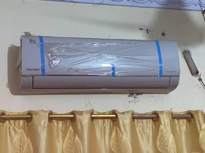 Haier Solar Hybrid DC Inverter AC
