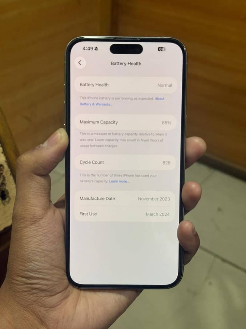 Apple iPhone 15 Pro Max 4