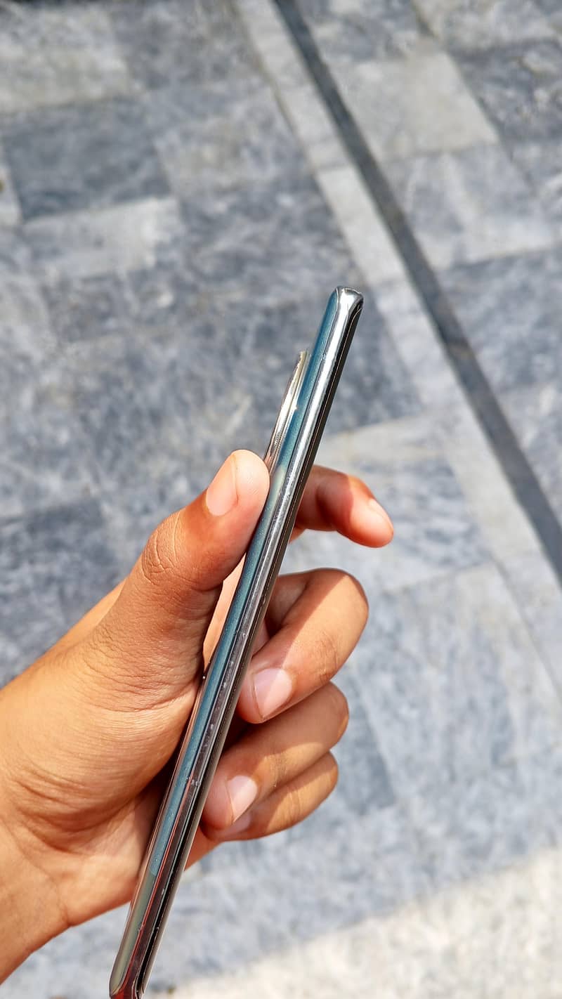 Infinix Zero 40 3