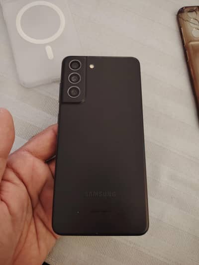 Samsung Mobile S21 FE