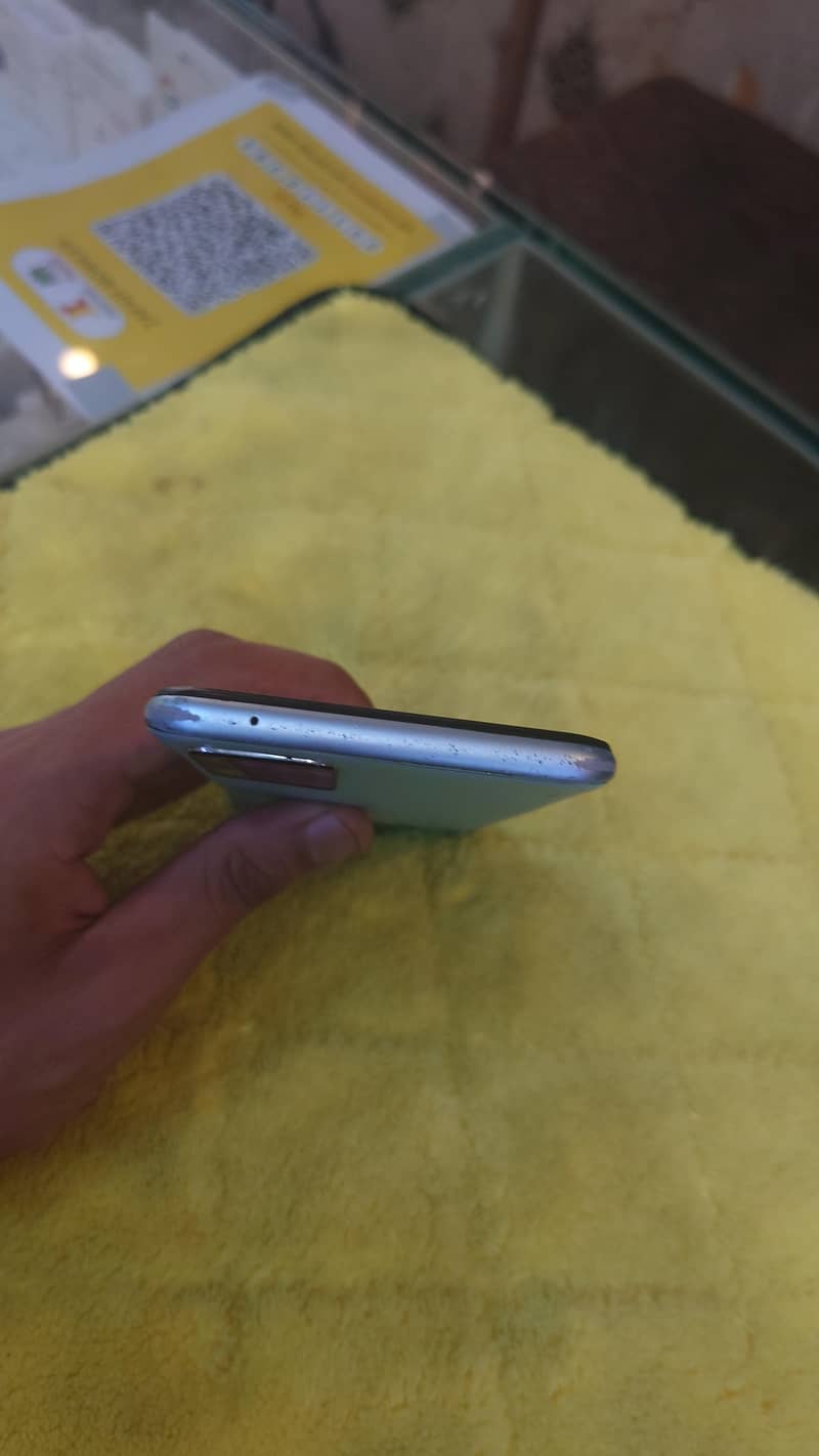 OPPO A7 2