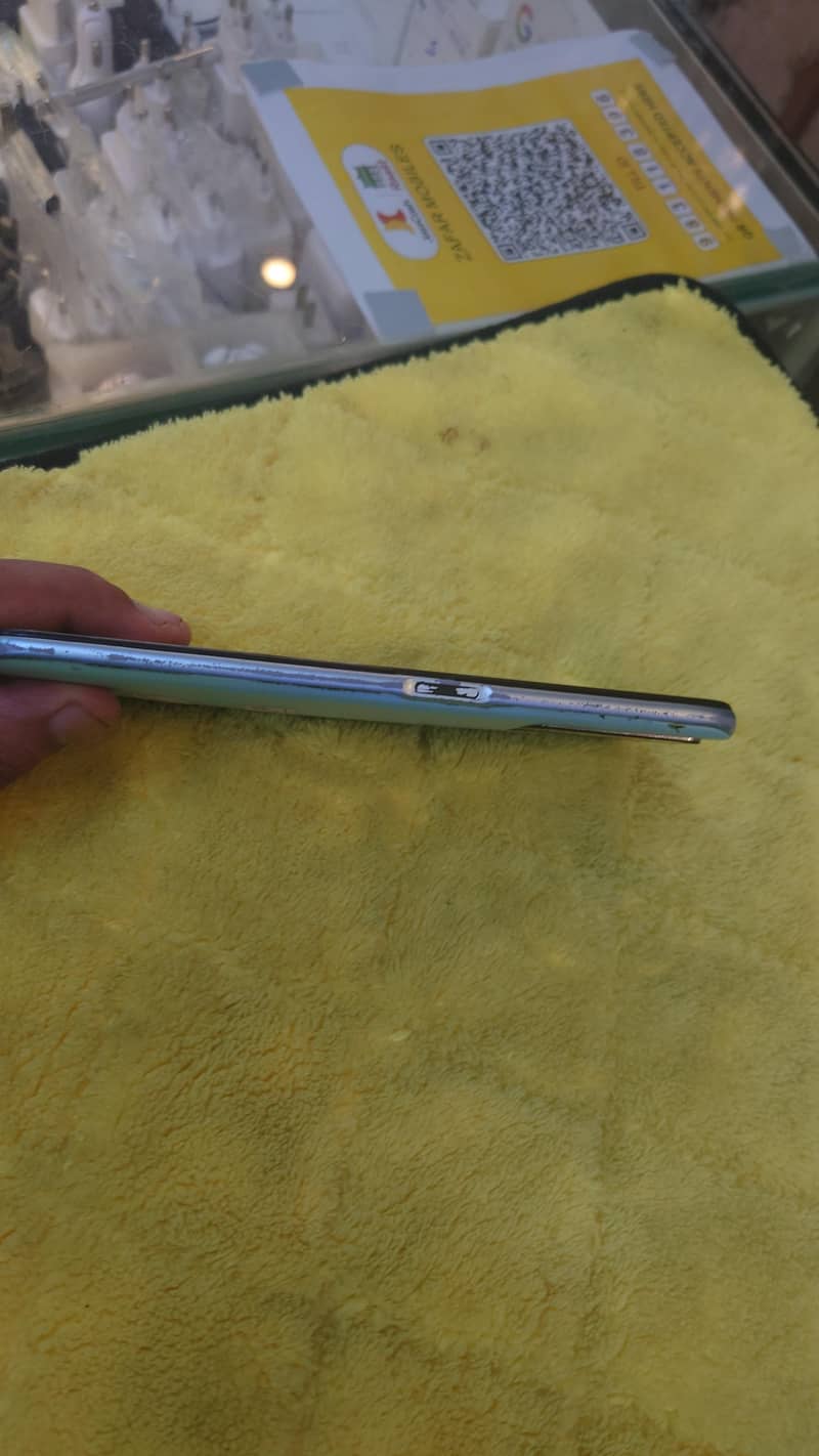 OPPO A7 5