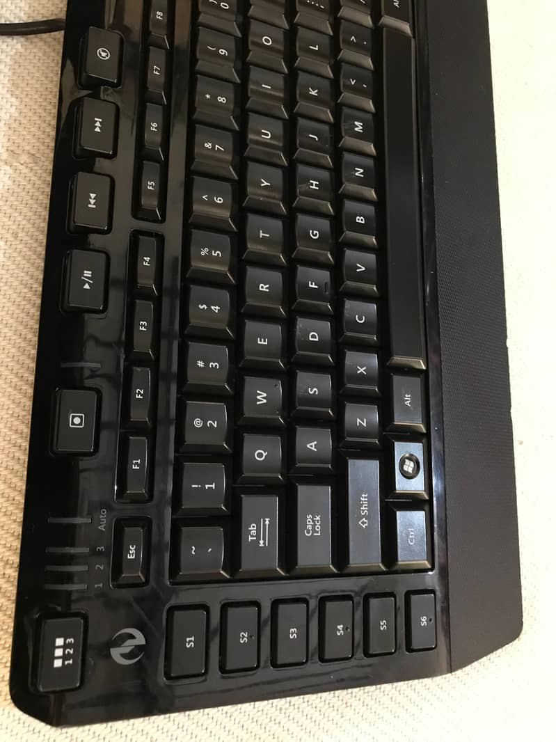 Microsoft Lighting Original Keyboard 4