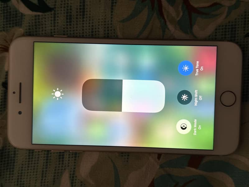 Apple iPhone 8 Plus 7