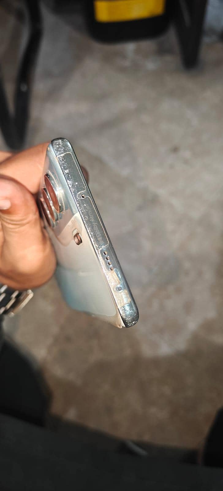 Tecno CAMON 40 Pro 4