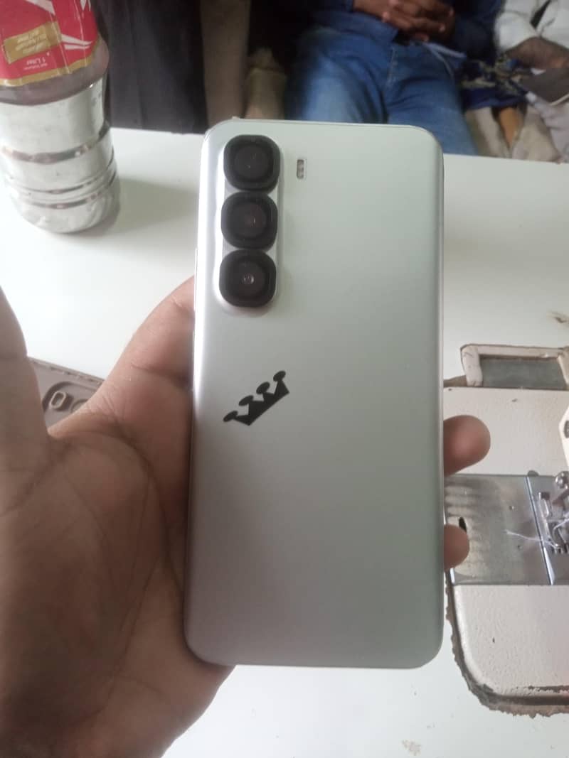 Infinix 0