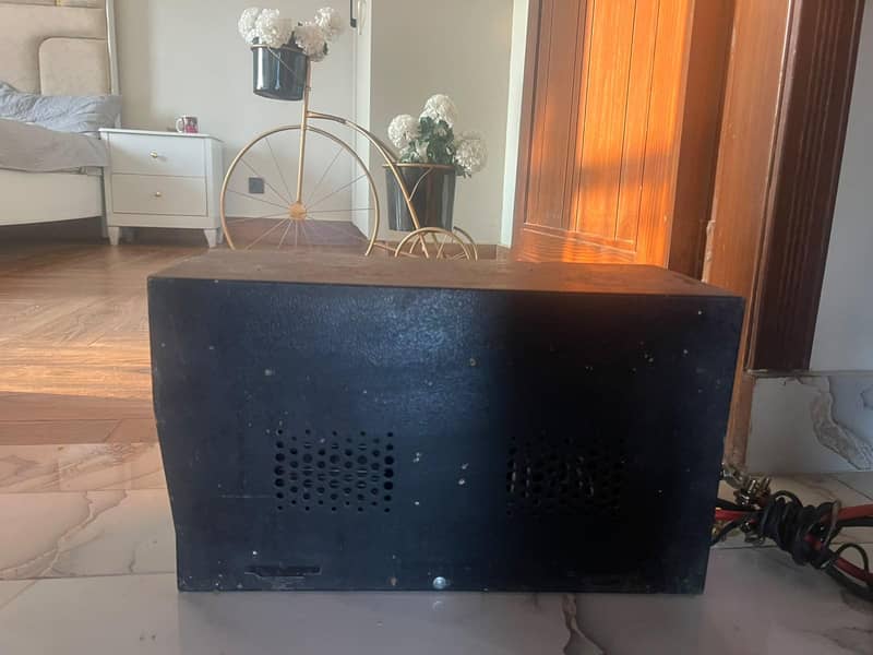 UPS 700wt 2