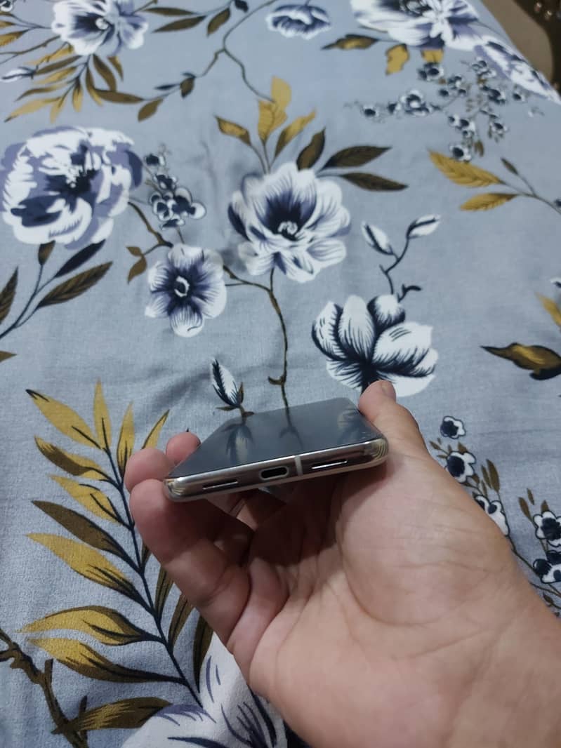 Google Pixel 8 Pro 3