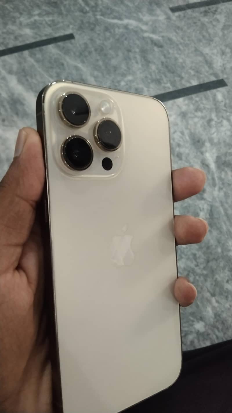 Apple iPhone 14 Pro Max 5
