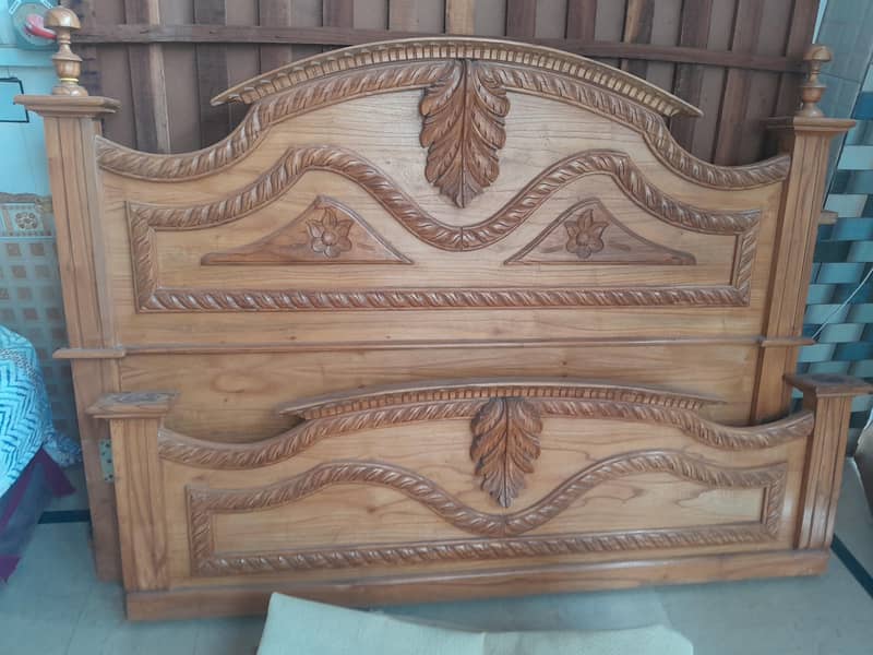 Bed Front and Back 1
