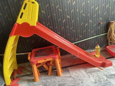 Slide + study table and chair