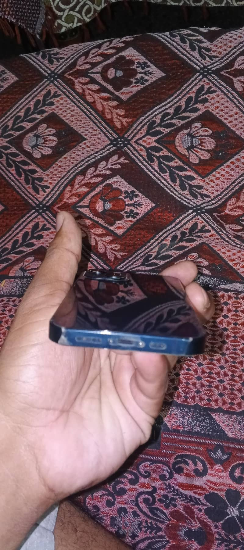 Apple iPhone 13 1