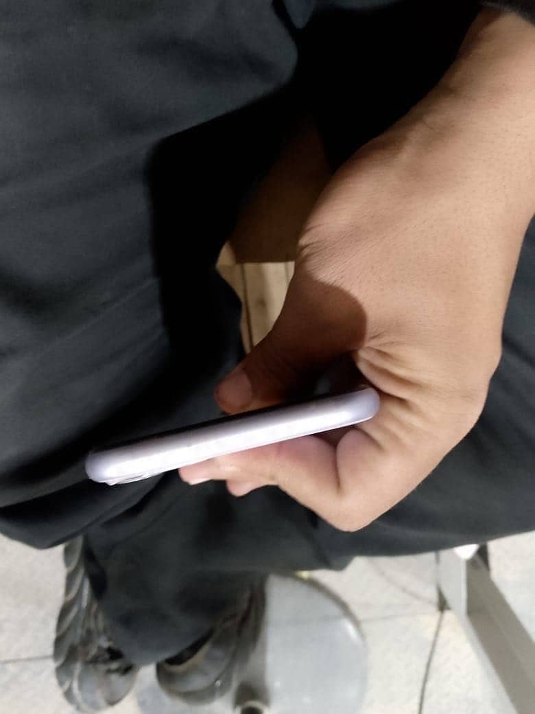 Apple iPhone 11 2