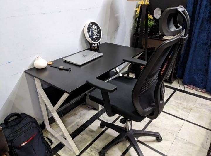 Gaming table study table computer table writing desk office table 0