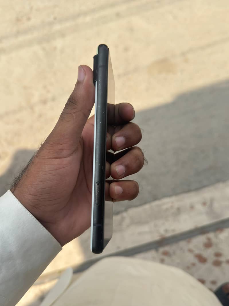 Google Pixel 6 3
