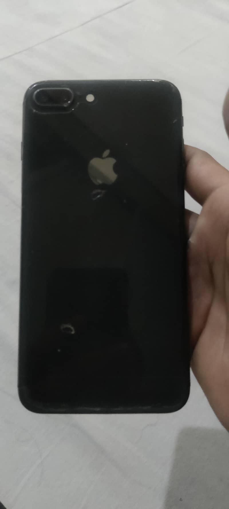 Apple iPhone 8 Plus 1