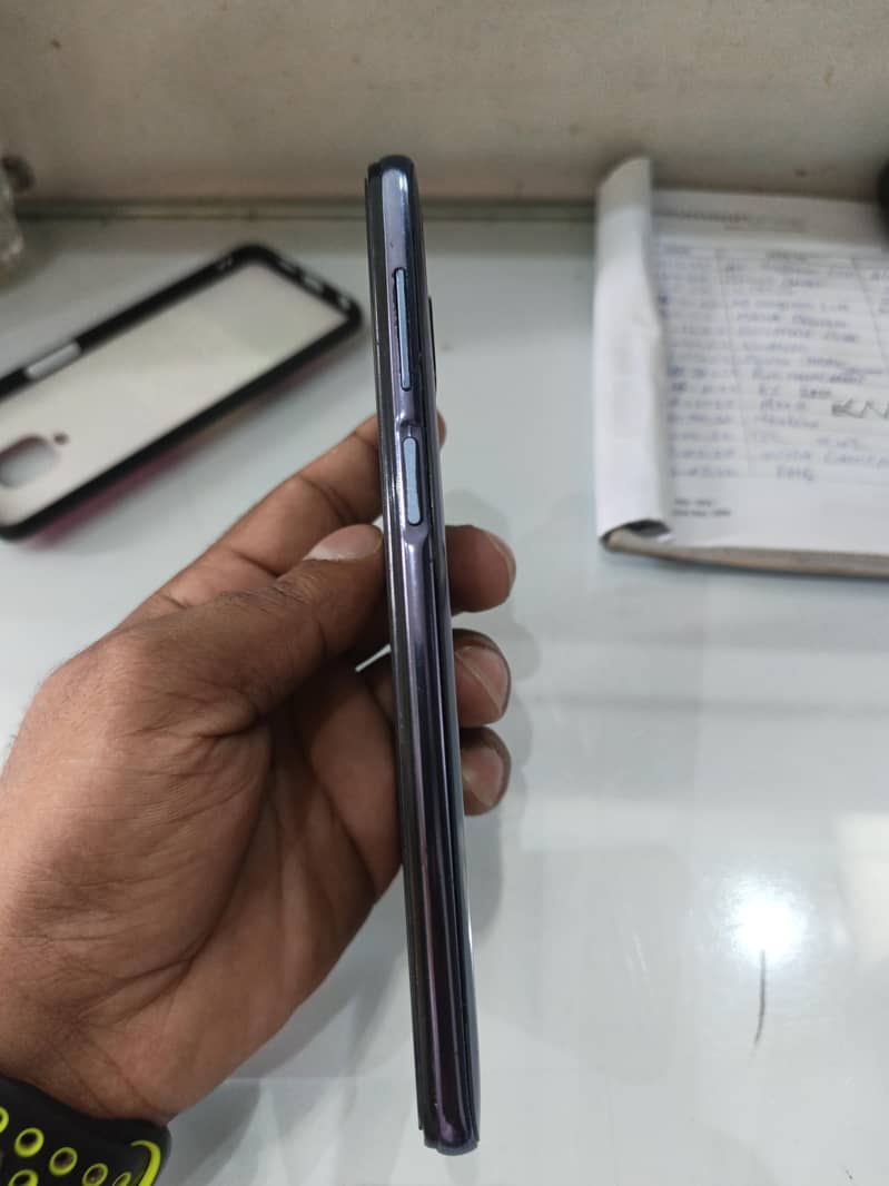 Xiaomi Redmi Note 9 1