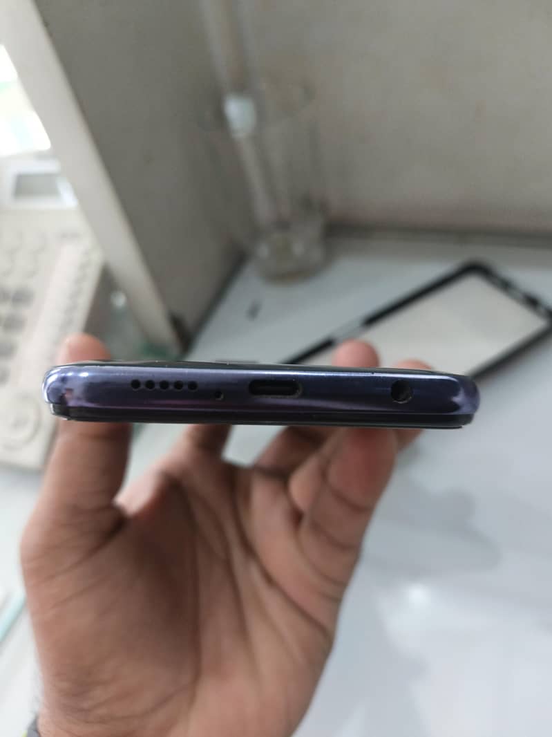 Xiaomi Redmi Note 9 3