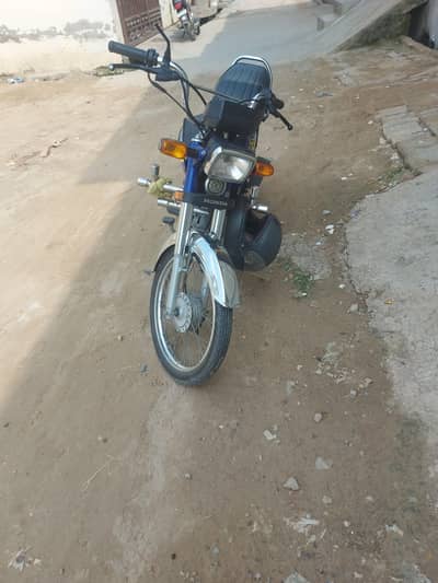 CD-70 for sale (Blue Colour) Model 23/ 24