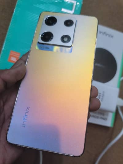 Infinix Note 30 Pro