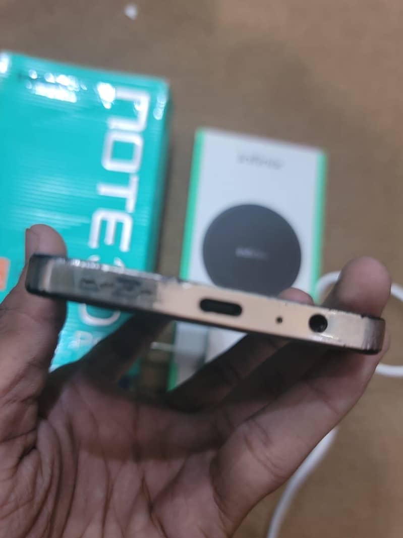 Infinix Note 30 Pro 2