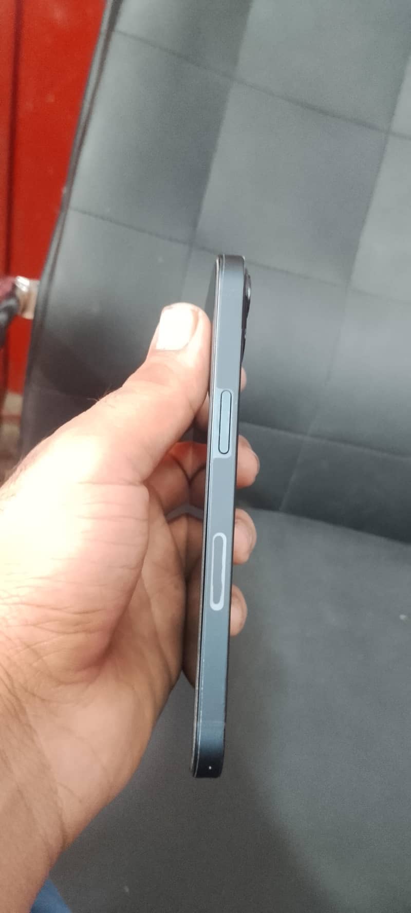 Apple iPhone 13 1