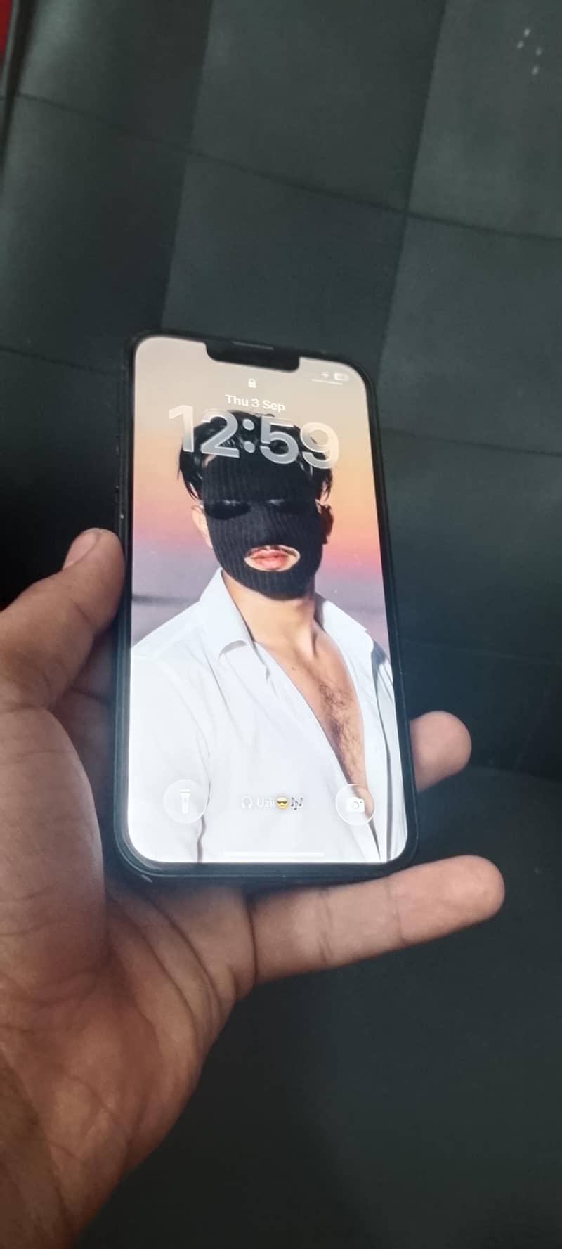 Apple iPhone 13 3