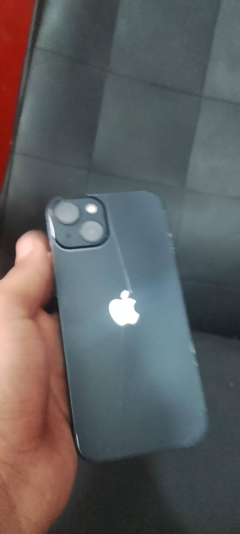 Apple iPhone 13 4
