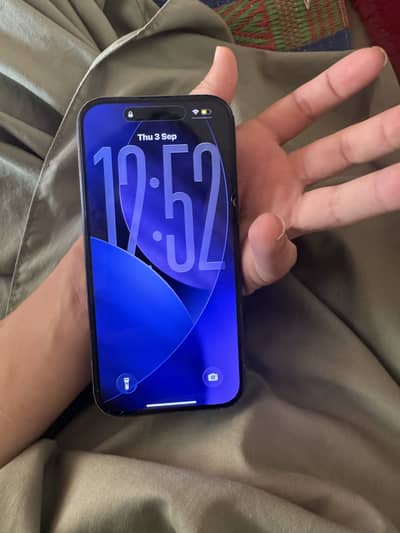 Apple iPhone 15
