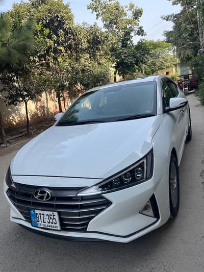 Hyundai Elantra 2021