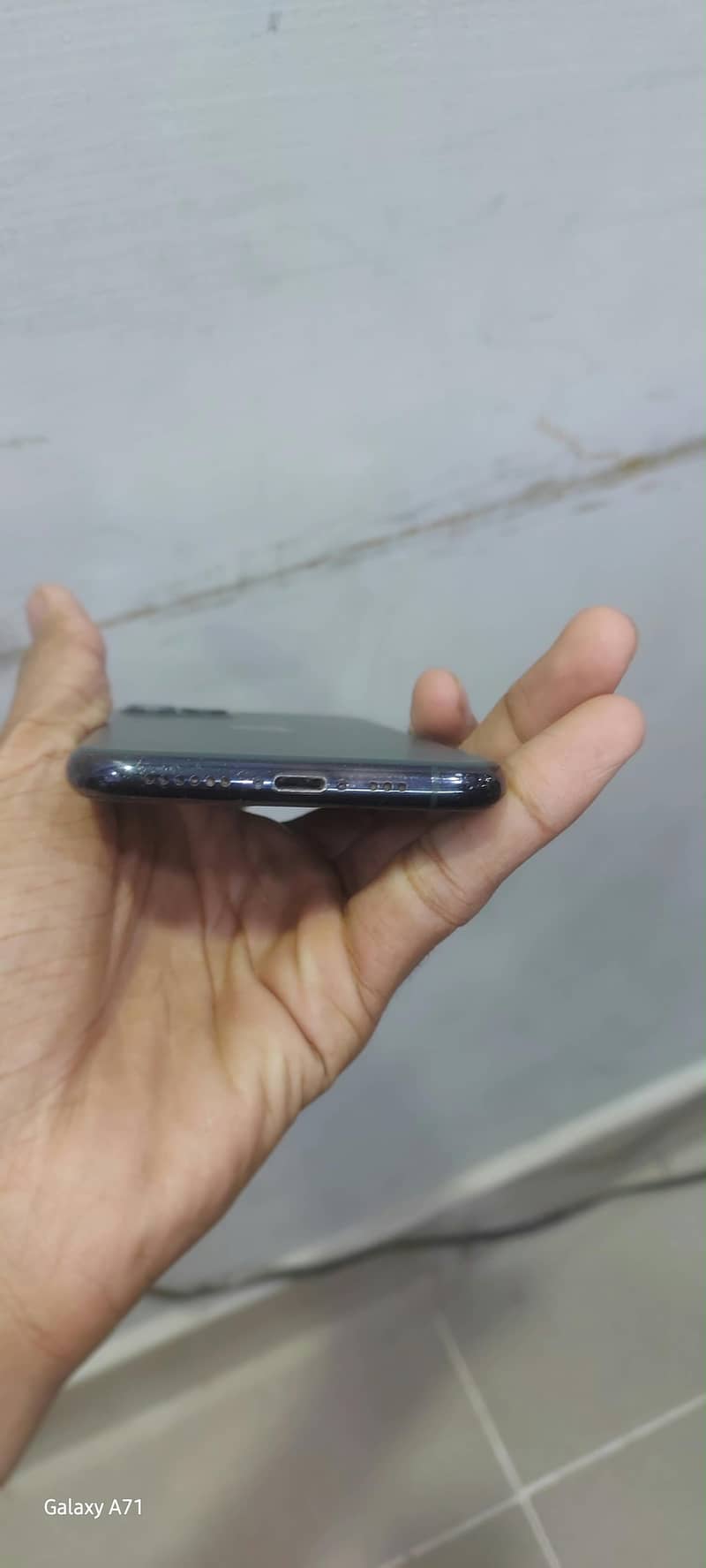 Apple iPhone 11 Pro 1