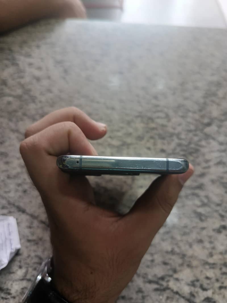 One Plus 10 Pro 5