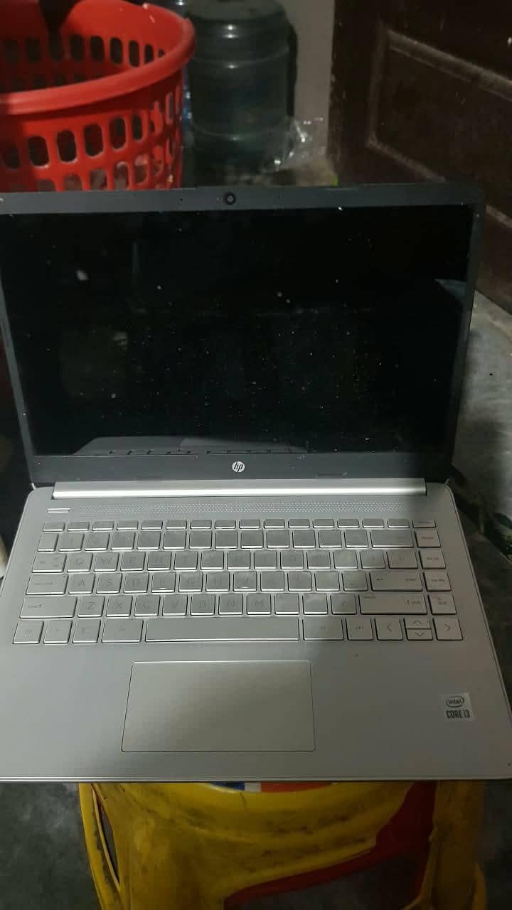 HP i3 4