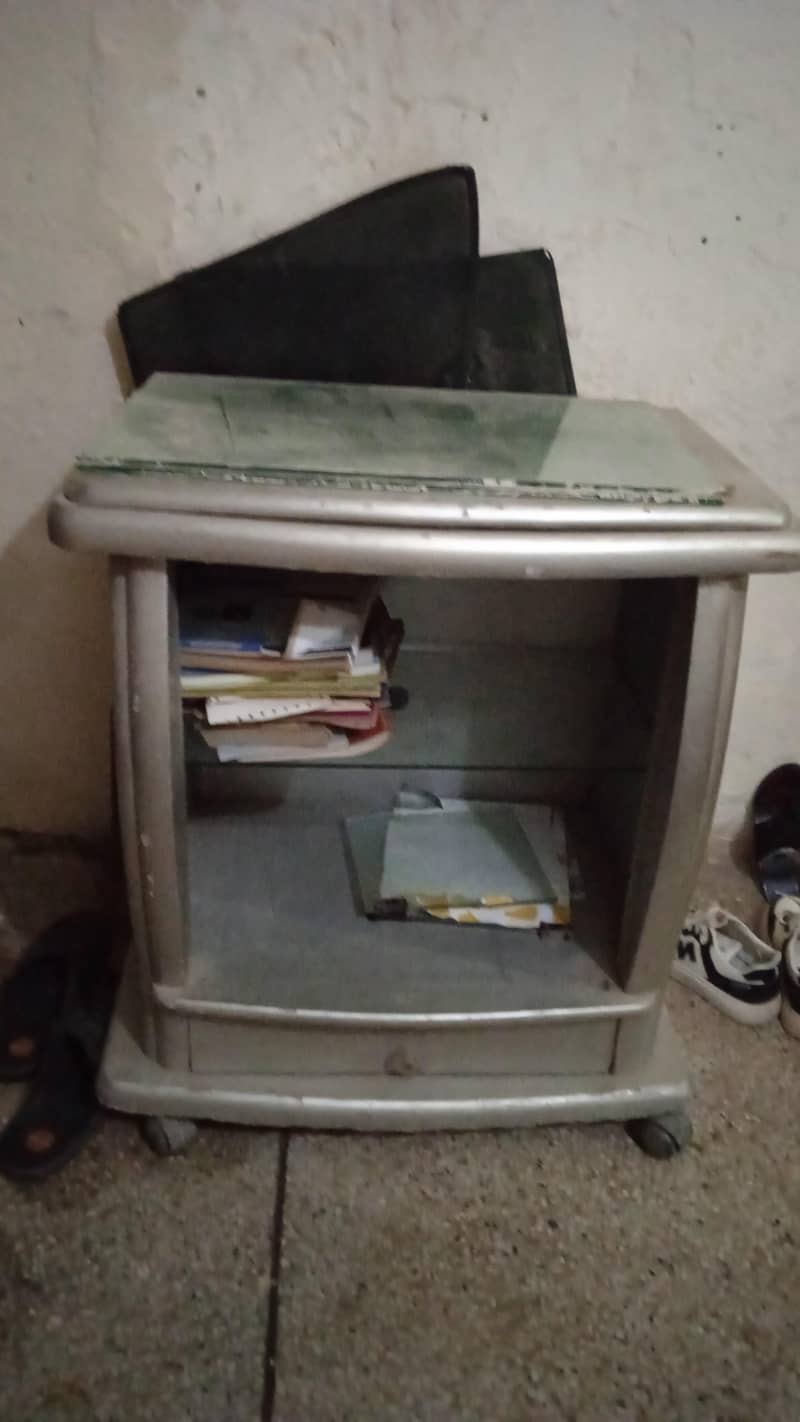TV Trolley 0