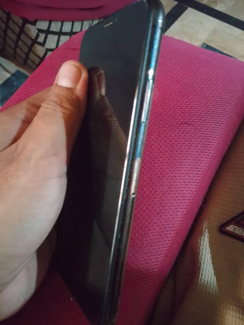 Apple iPhone X 2