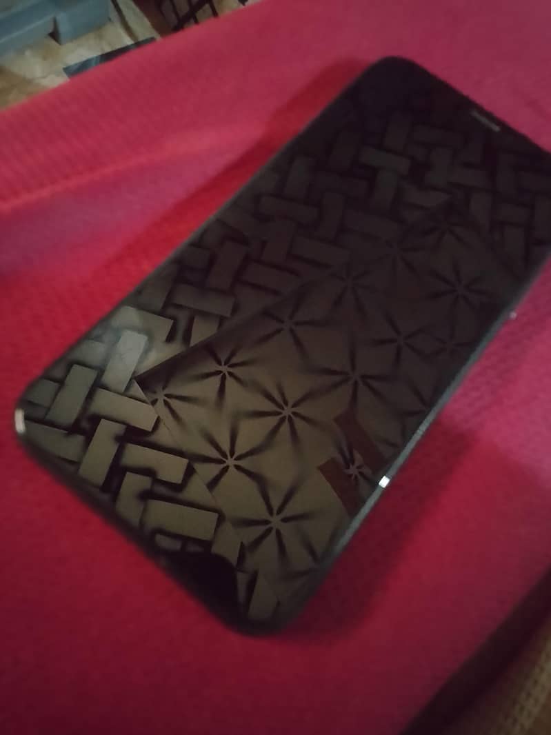 Apple iPhone X 4