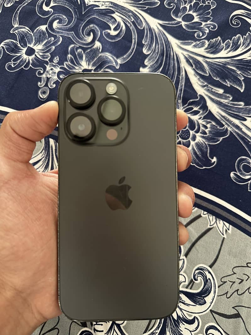 Apple iPhone 14 Pro 0