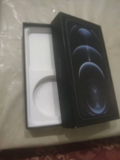 I fone 12 pro with box